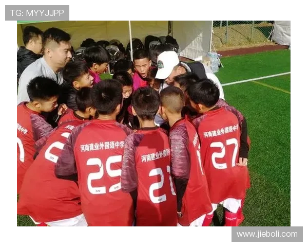 校园足球明星专访:他们的梦想与奋斗故事分享